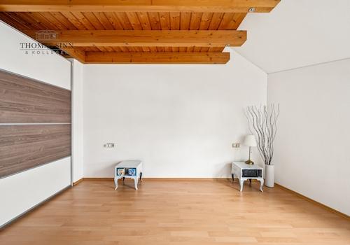OG: Schlafzimmer