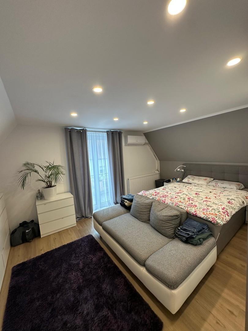 Schlafzimmer mit kl. Balkon 