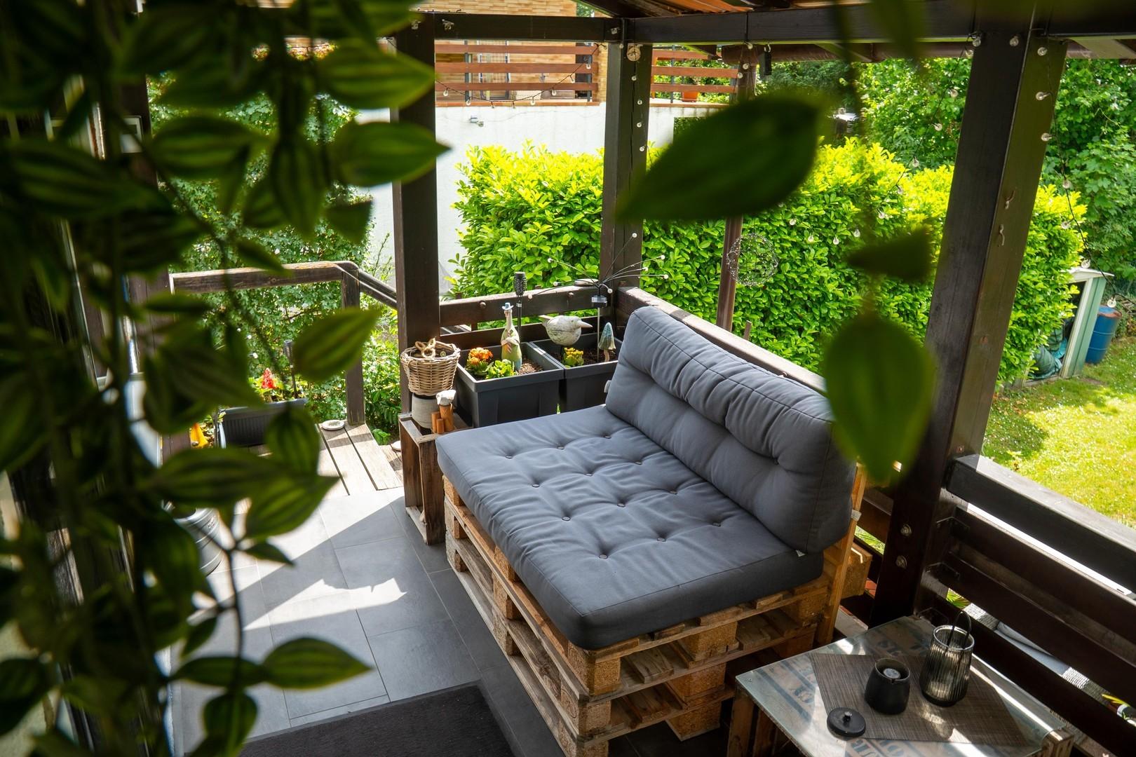 Balkon mit Zugang zu Terrasse