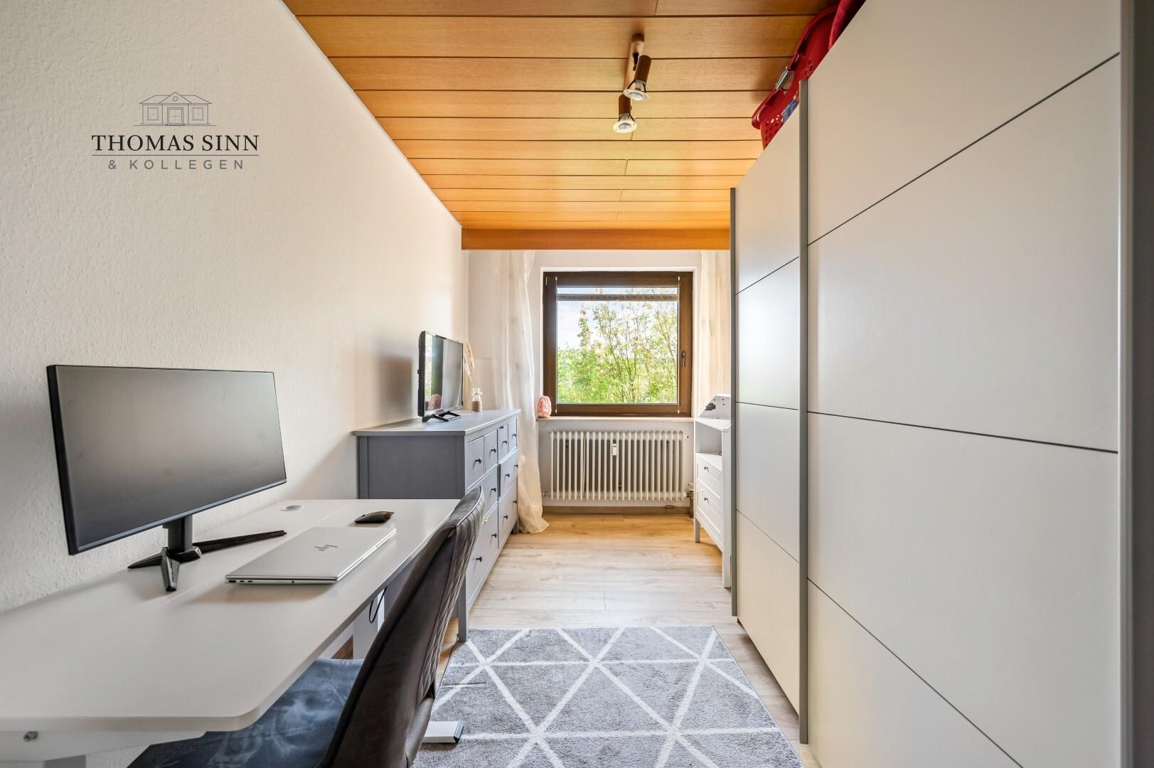 Kinderzimmer / Home-Office