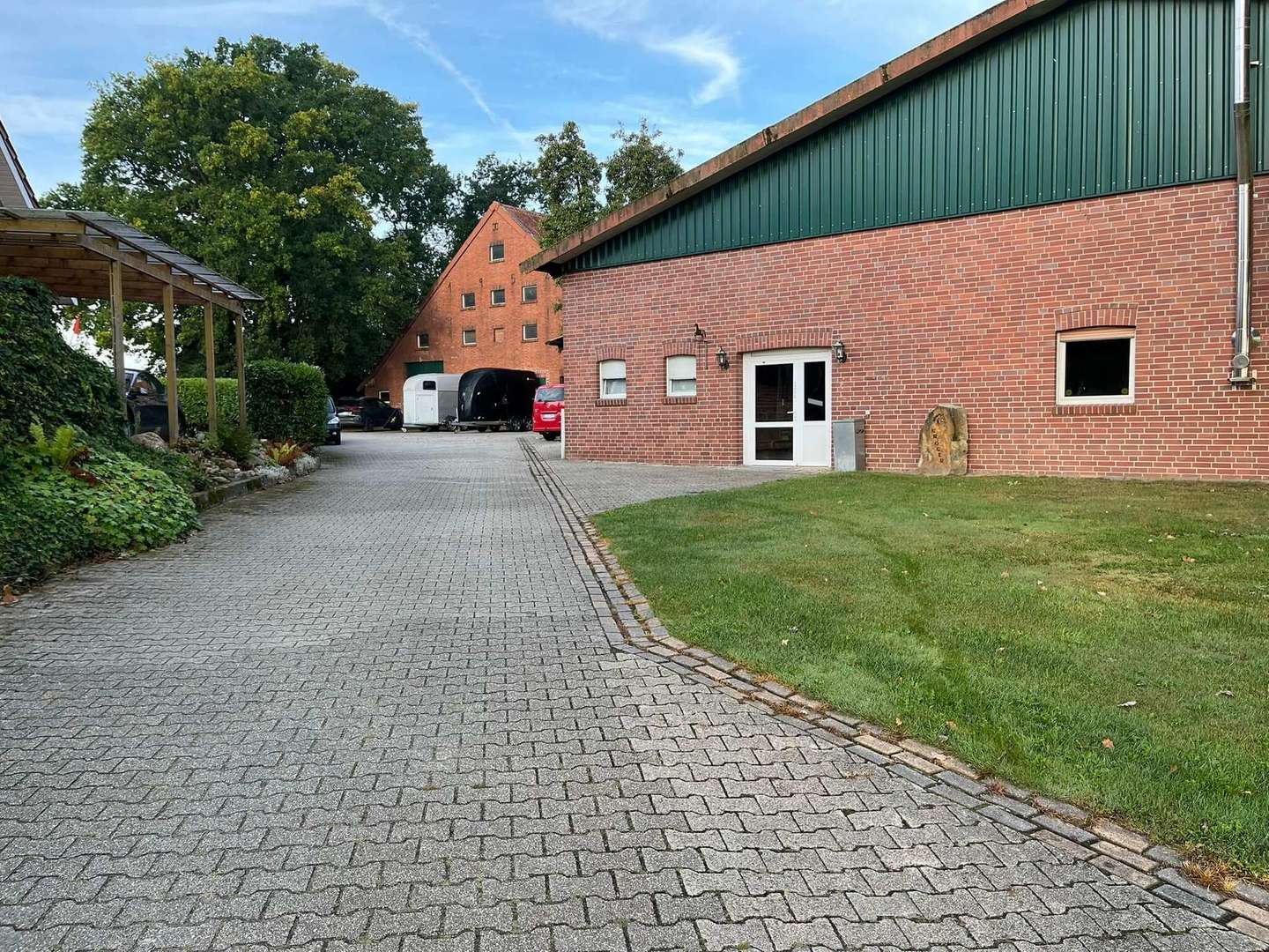 Zufahrt Reithalle