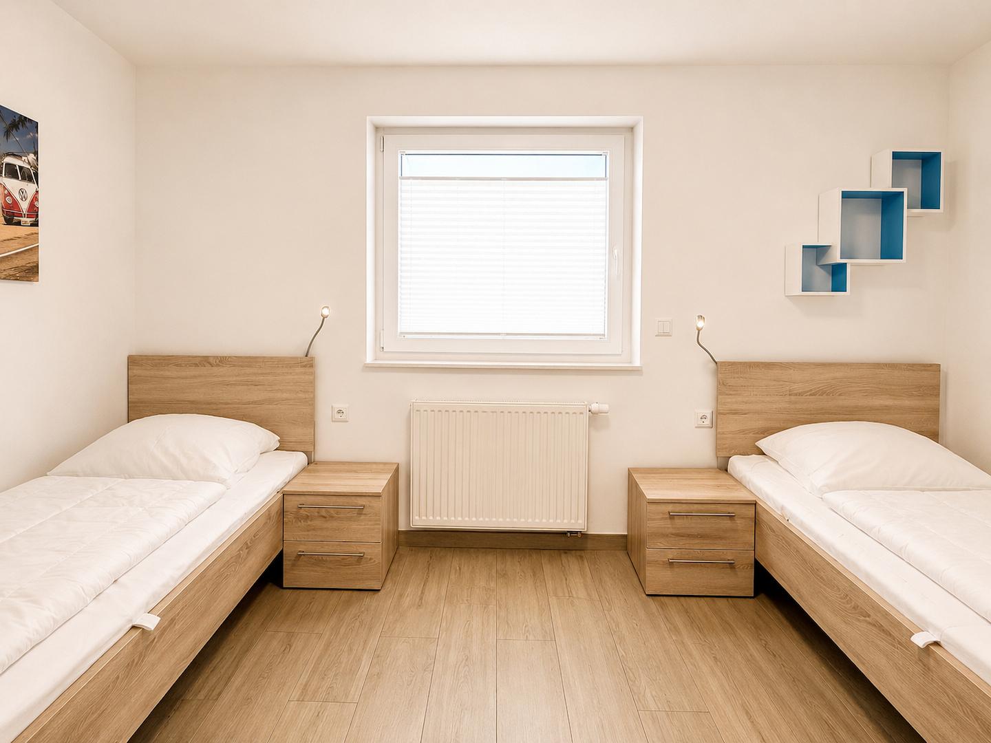 Schlafzimmer 1