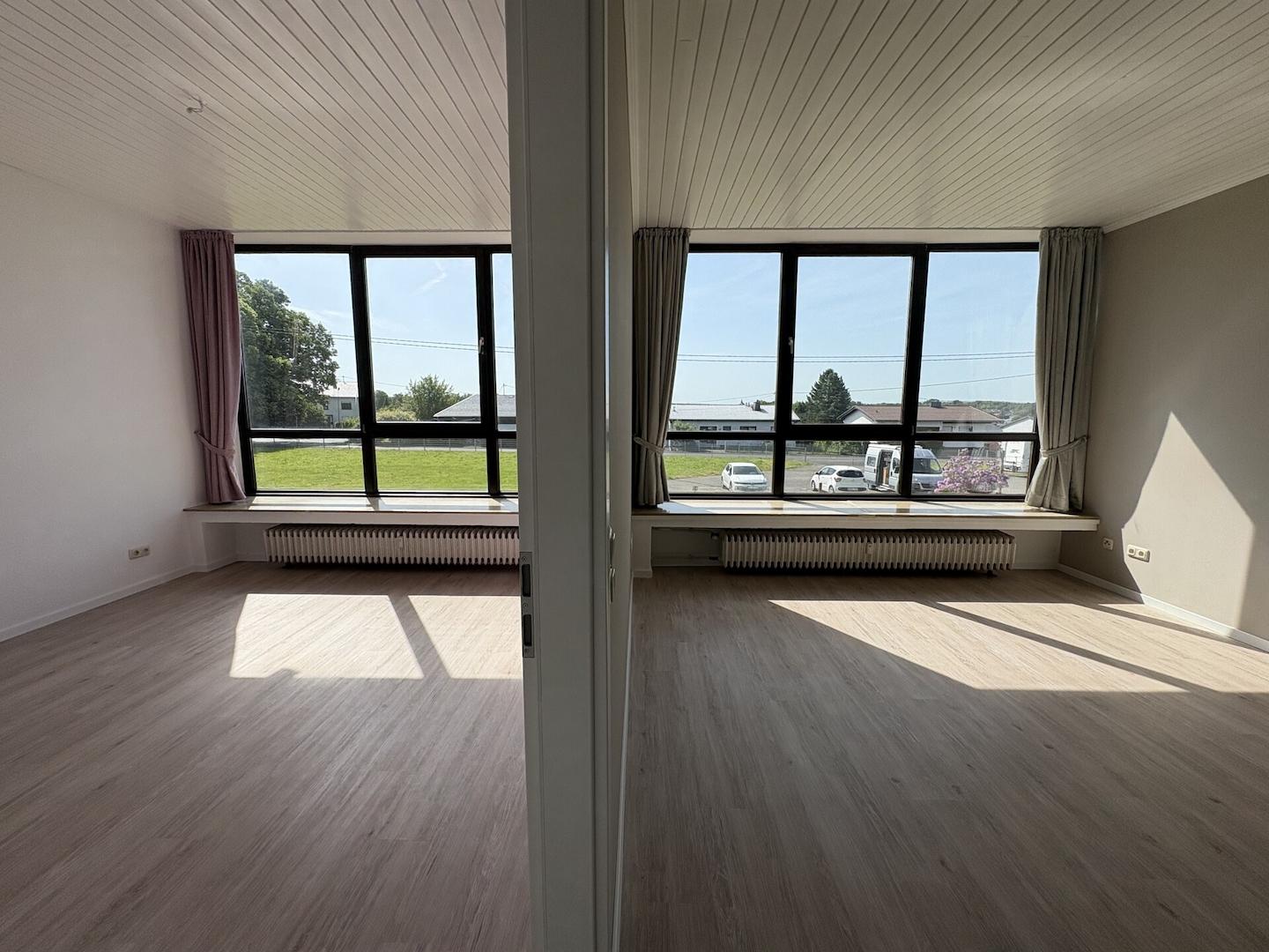 Schlaf-/ Wohnzimmer