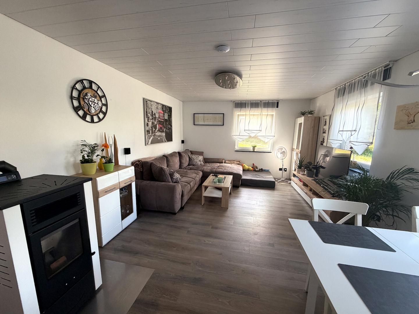 Wohnzimmer UG