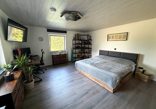Schlafzimmer UG
