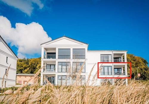 Ansicht Haus und Balkon