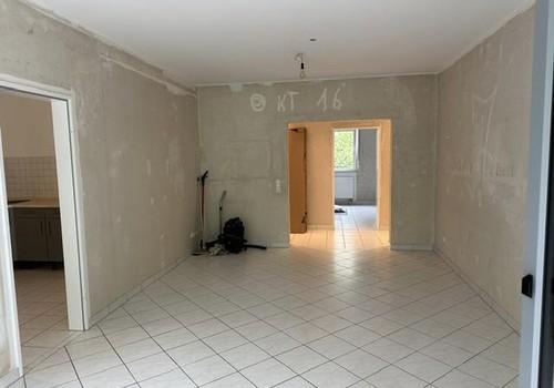 Wohnzimmer zum Flur