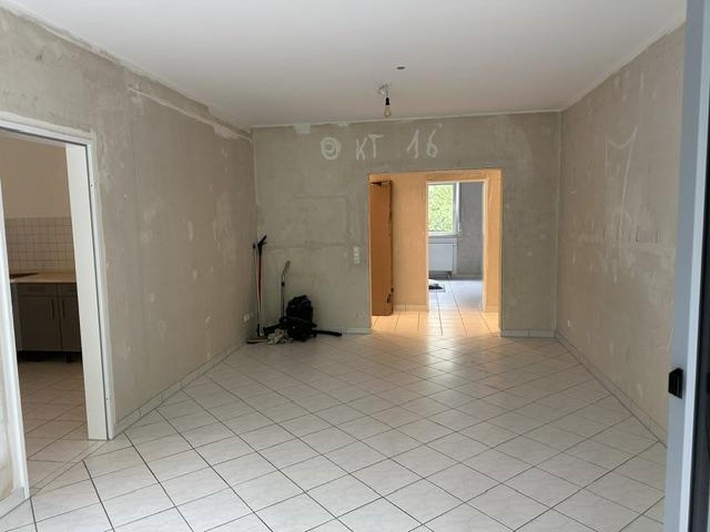 Wohnzimmer zum Flur