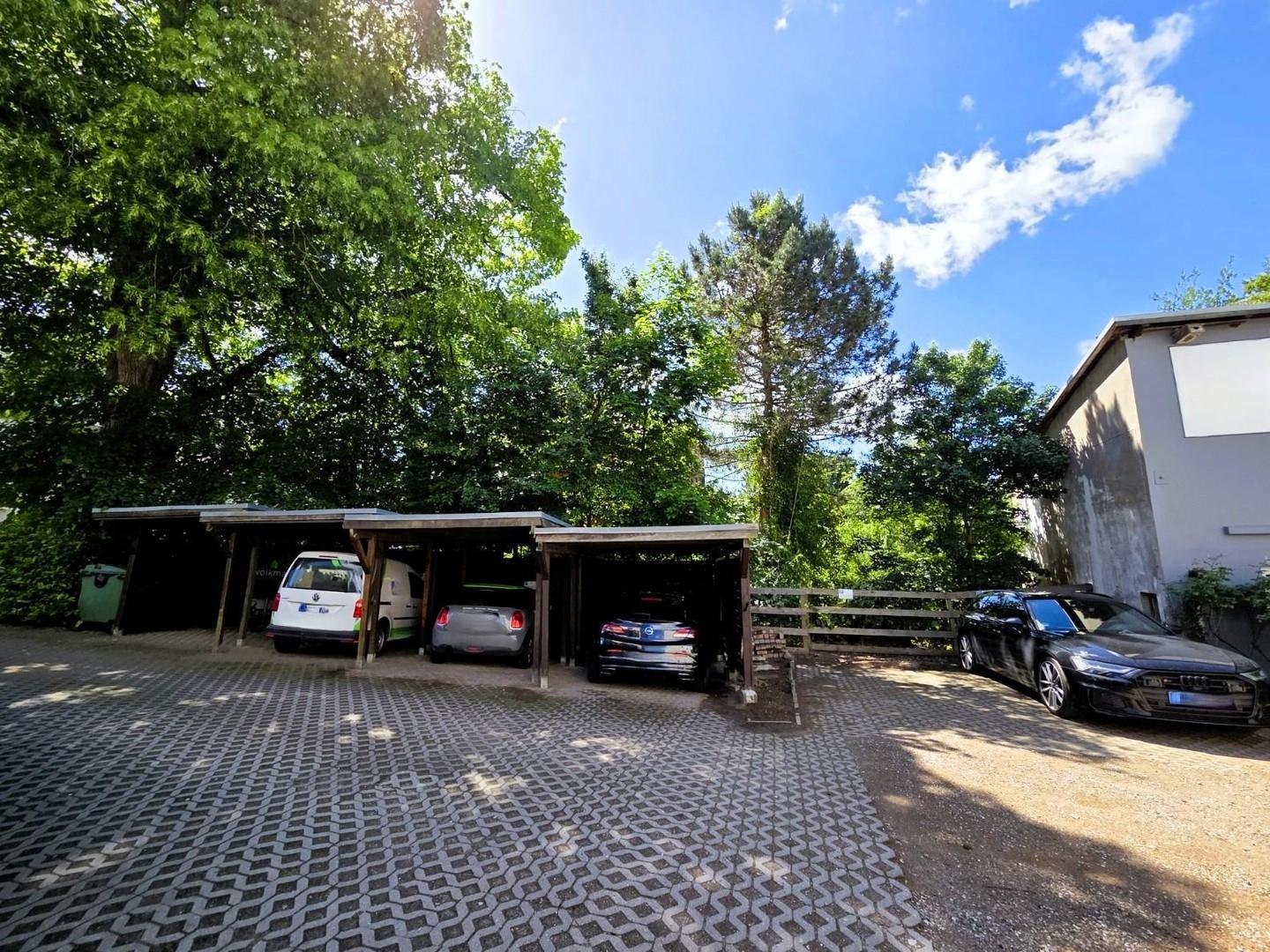Carports und Stellplätze