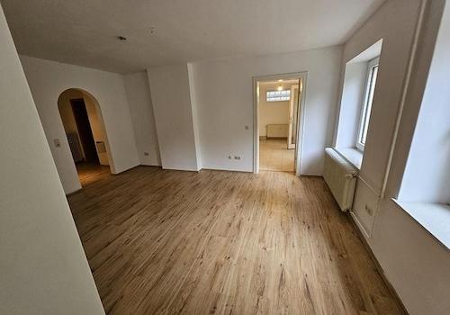 Wohnzimmer Souterrainwohnung