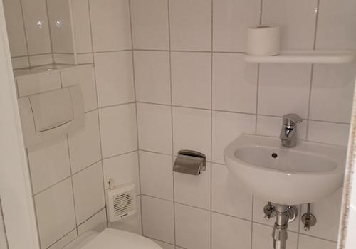 Gäste-WC EG/Gewerbe