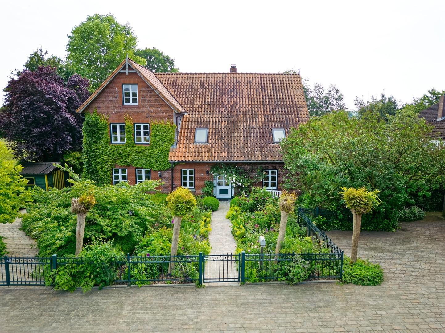Straßenansicht