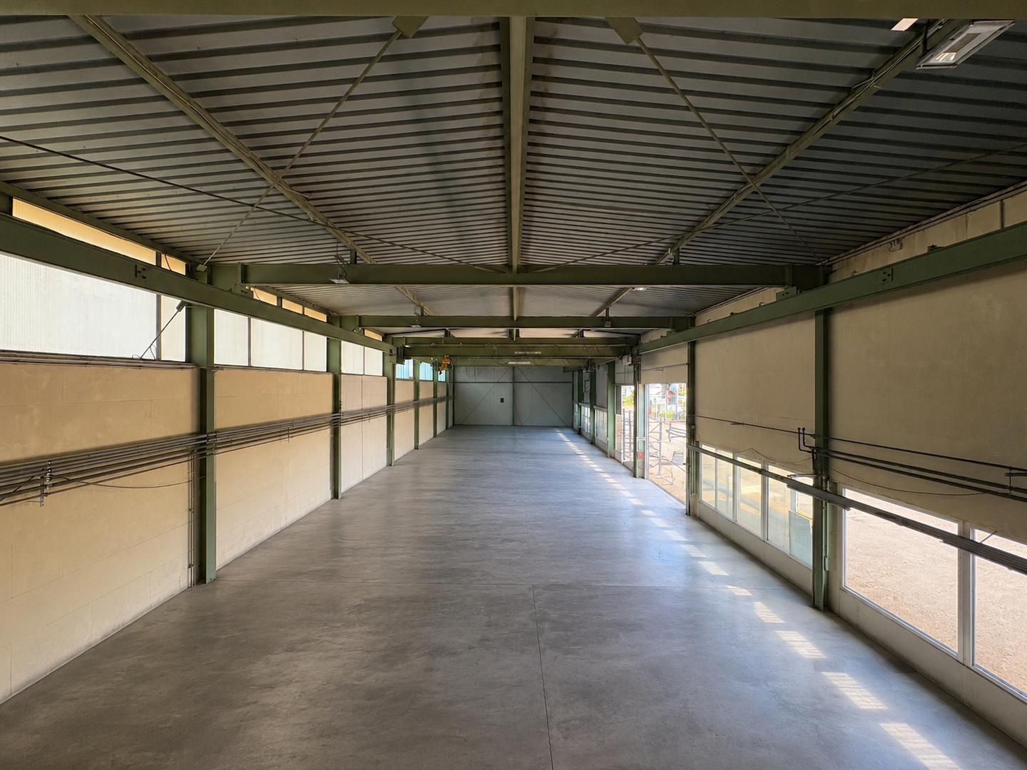 Halle 1 (Rot)