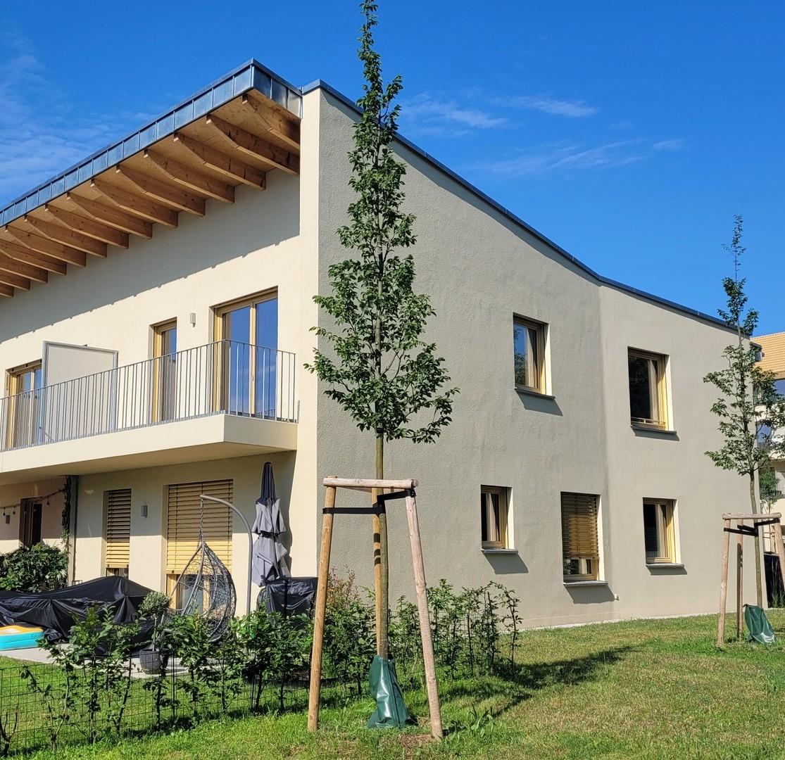 Aussenansicht mit Balkon