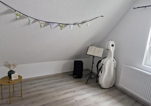 Zimmer links