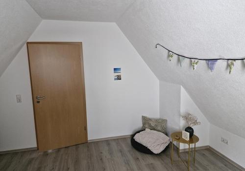 Zimmer links