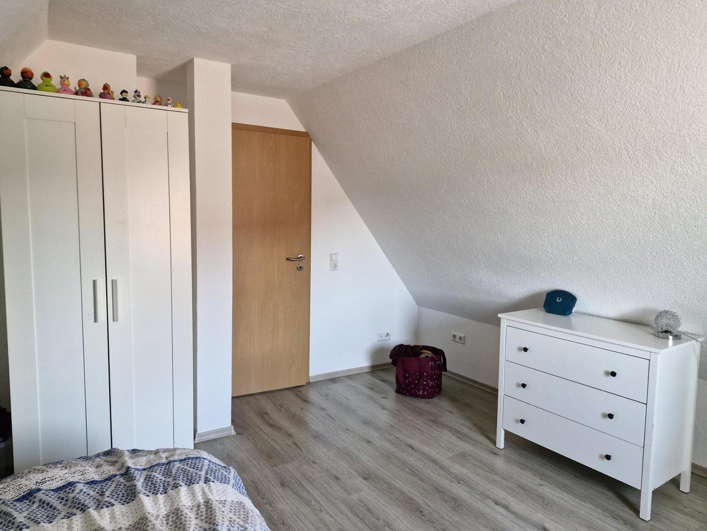 Zimmer rechts