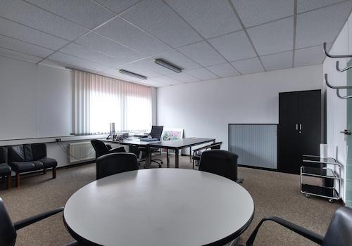 Großes Einzelbüro