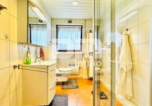 EG Badezimmer / Dusche