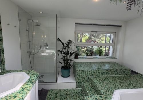 Badezimmer 1.OG