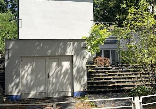 Außenansicht Garage