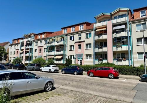 Straßenansicht