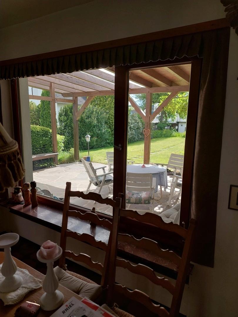 Blick von Diele in Garten