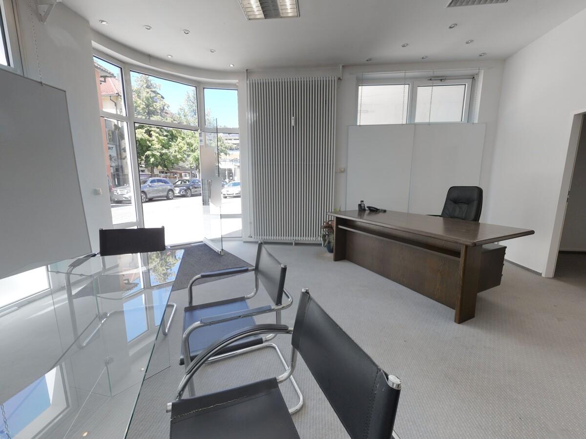 Büro