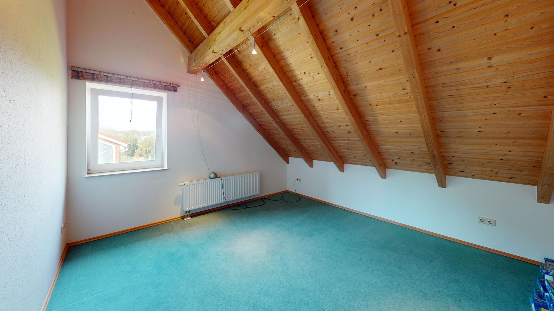 Schlafzimmer mit begehbaren Kleiderschrank