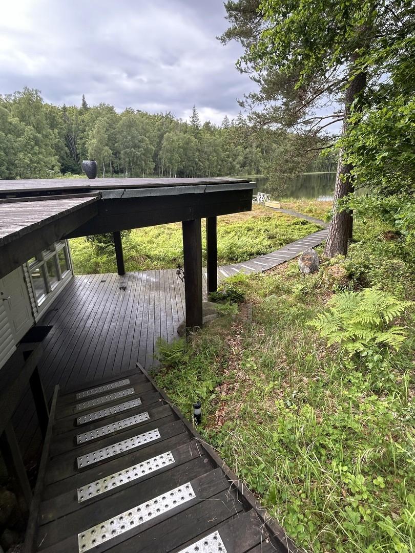 Treppe zum See-/Unterhaus