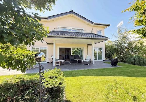 Sonnenterrasse zum Garten