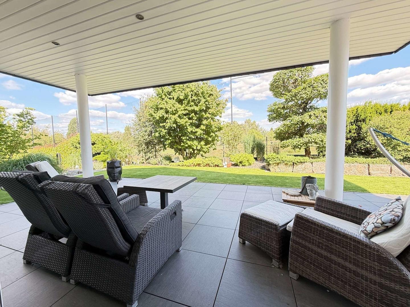 Überdachte Terrasse