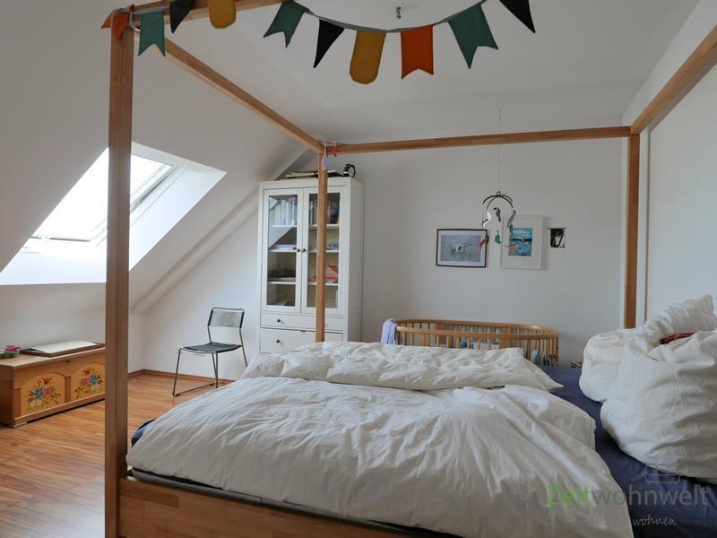 Blick ins Eltern-Schlafzimmer