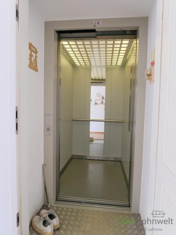 eigener Aufzug zur Wohnung