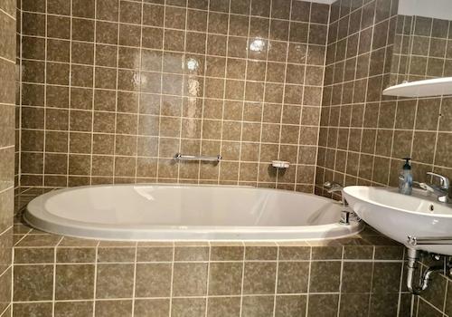 Badezimmer 2