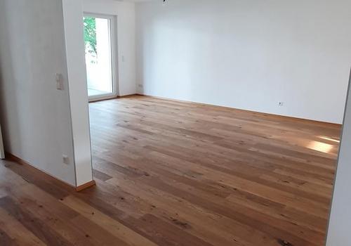 02_Blick von Diele zum WoZi