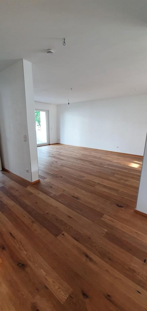 02_Blick von Diele zum WoZi