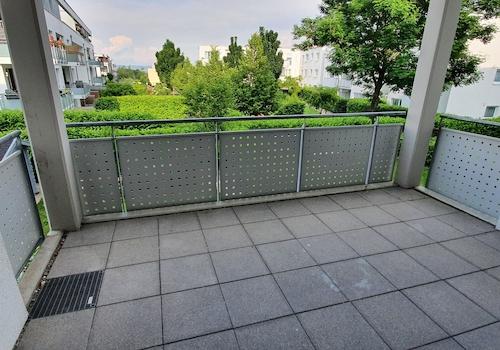08_Balkon OST vom Wohnzimmer