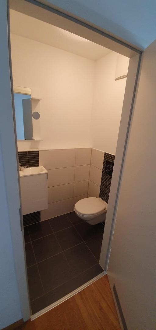 14_Gäste-WC_Bild 1