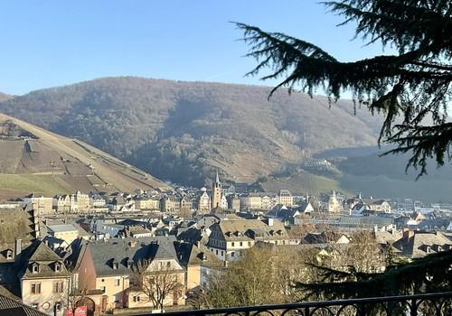 Blick im Winter auf die Stadt