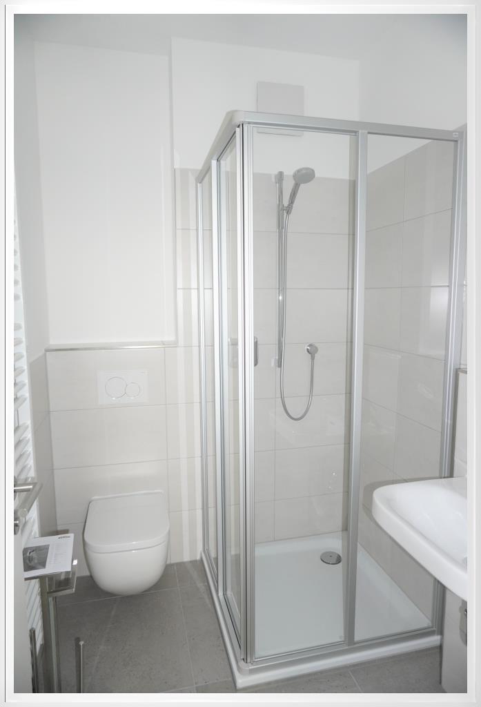 Bad mit Dusche