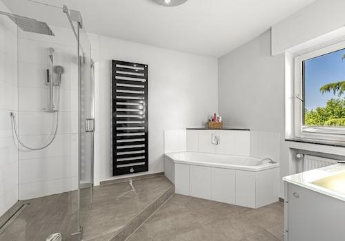 Badezimmer Erdgeschoss