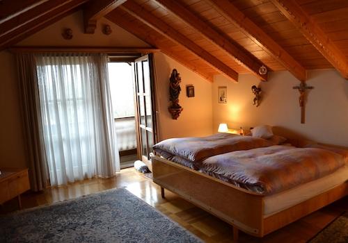 Schlafzimmer im DG m. Blk. 