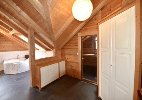 Zugang Sauna und Vollbad
