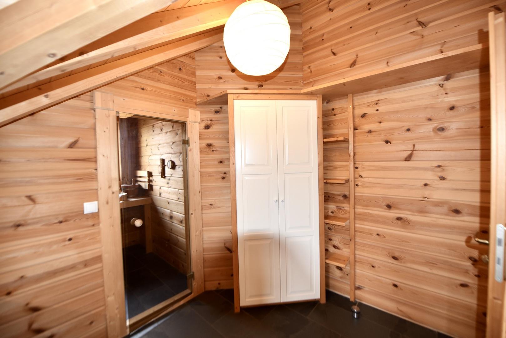Zur Sauna