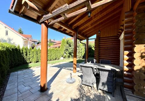 Terrasse überdacht