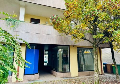 Hinterhof (1. OG Wohnung)