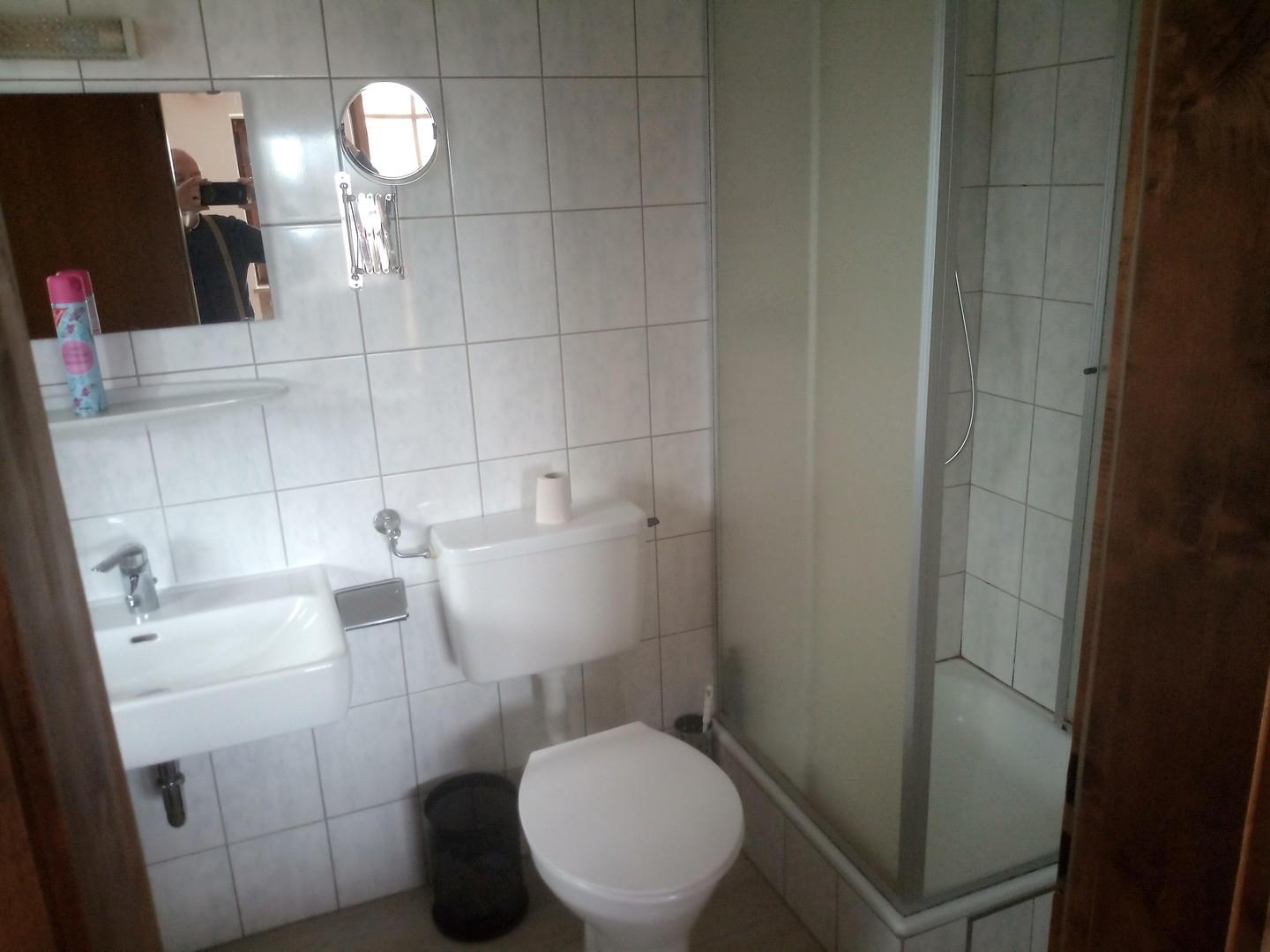 Bad/Dusche 1