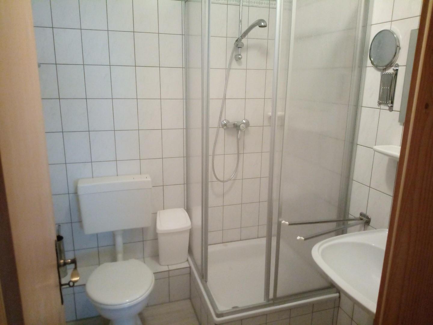 Bad/Dusche 2
