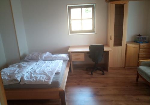 SchlafzimmerKinderzimmer 3